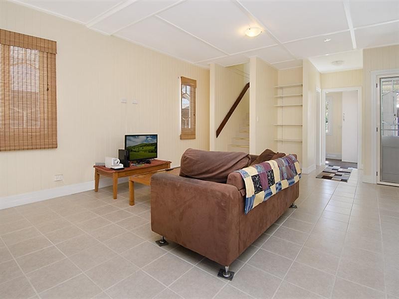 24 Webster Avenue, Hendra QLD 4011