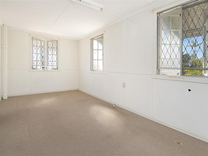 83 Grange Road, Grange QLD 4051