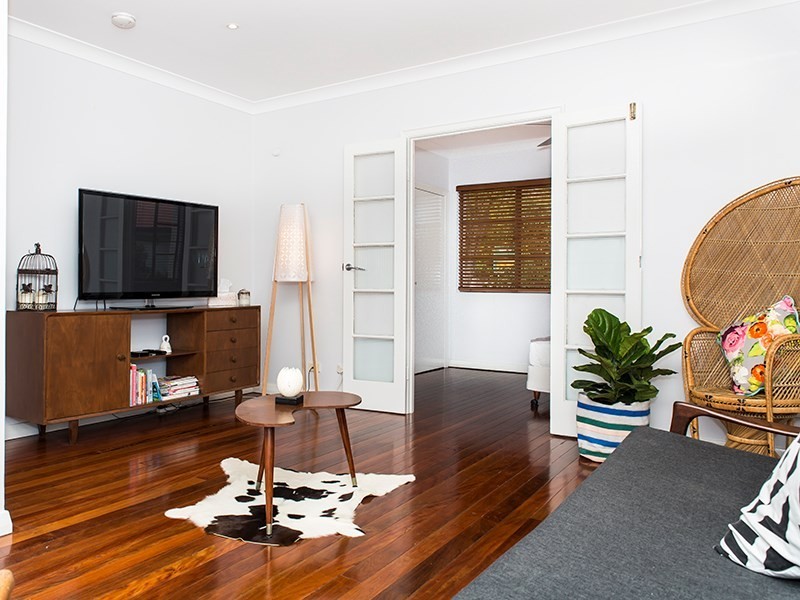 2/430 Sandgate Road, Albion QLD 4010