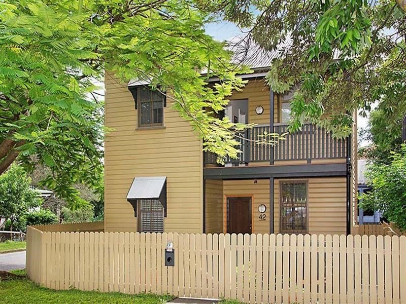 42 Reeve Street, Clayfield QLD 4011