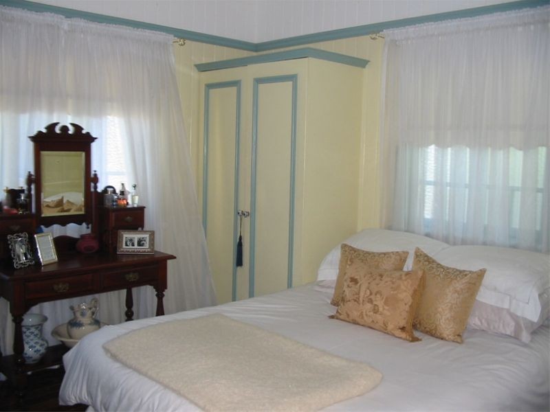 8 Norman Street, Ascot QLD 4007