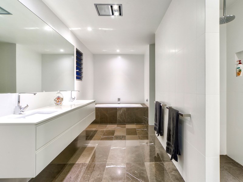 16A Doncaster Street, Hendra QLD 4011