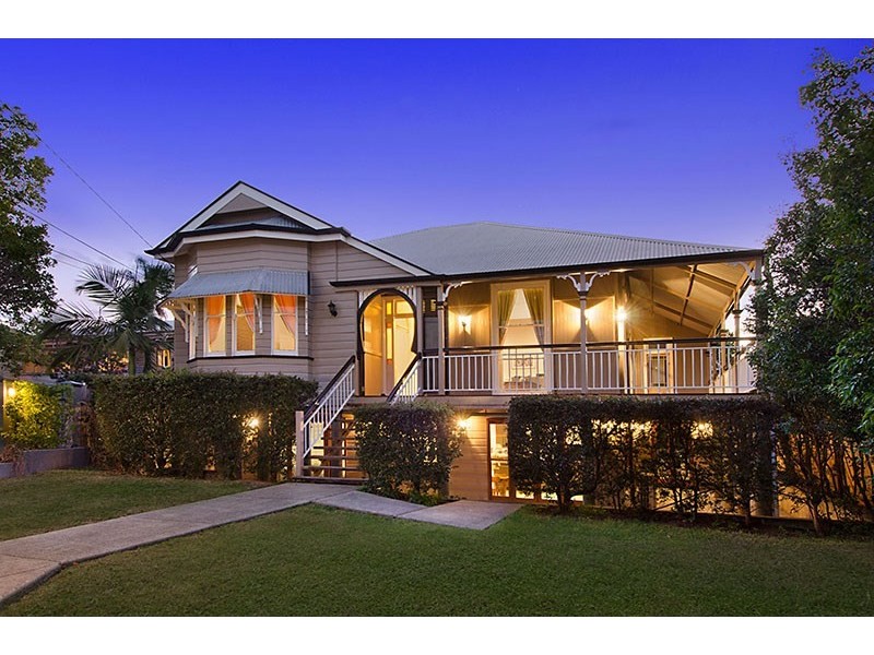 12 Jackson Street, Clayfield QLD 4011