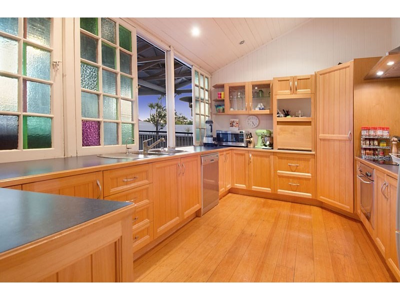 12 Jackson Street, Clayfield QLD 4011