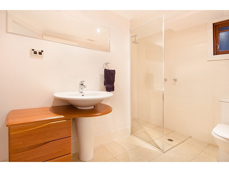 12 Jackson Street, Clayfield QLD 4011