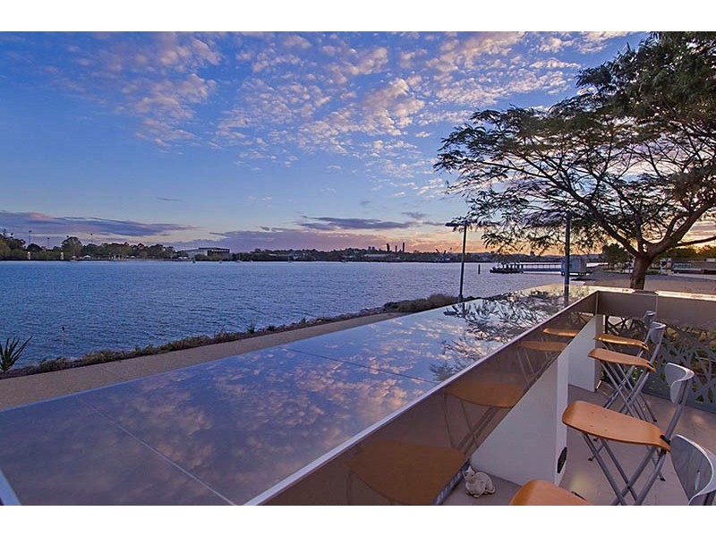 1105/118 Parkside Circuit, Hamilton QLD 4007