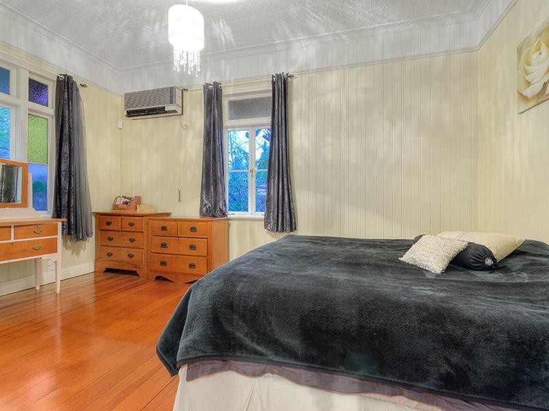 19 Phelan Street, Clayfield QLD 4011