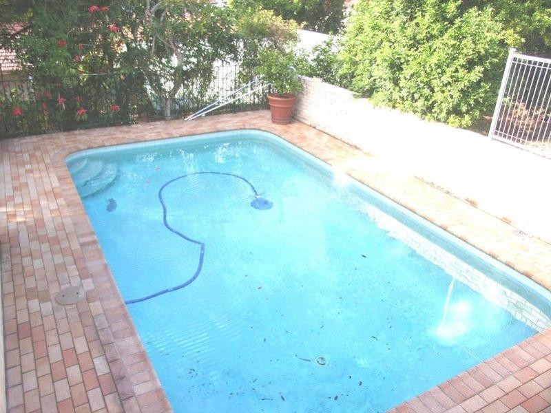 5 Whyenbah Street, Hamilton QLD 4007