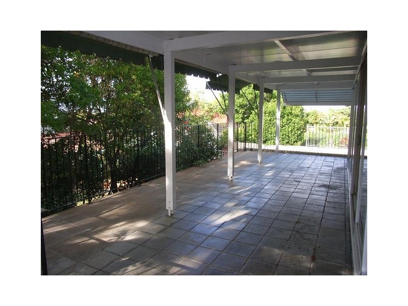 5 Whyenbah Street, Hamilton QLD 4007