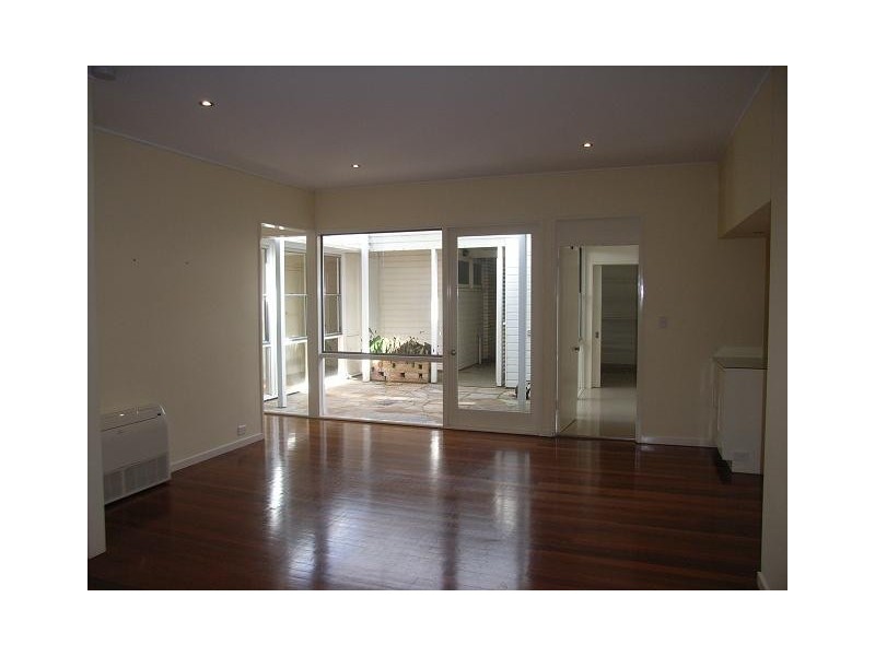 5 Whyenbah Street, Hamilton QLD 4007