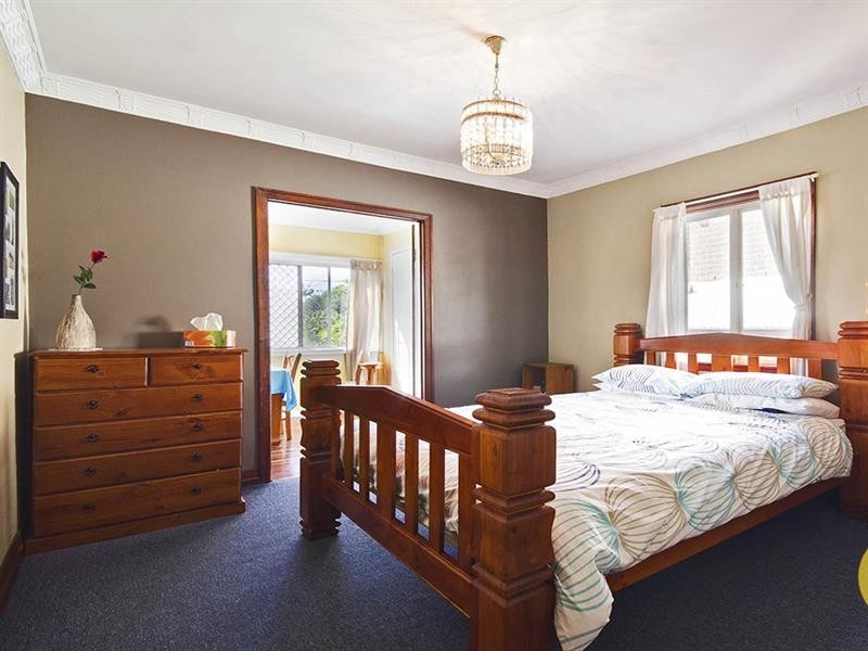 18 Halcomb Street, Zillmere QLD 4034