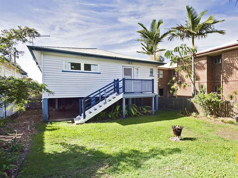 18 Halcomb Street, Zillmere QLD 4034
