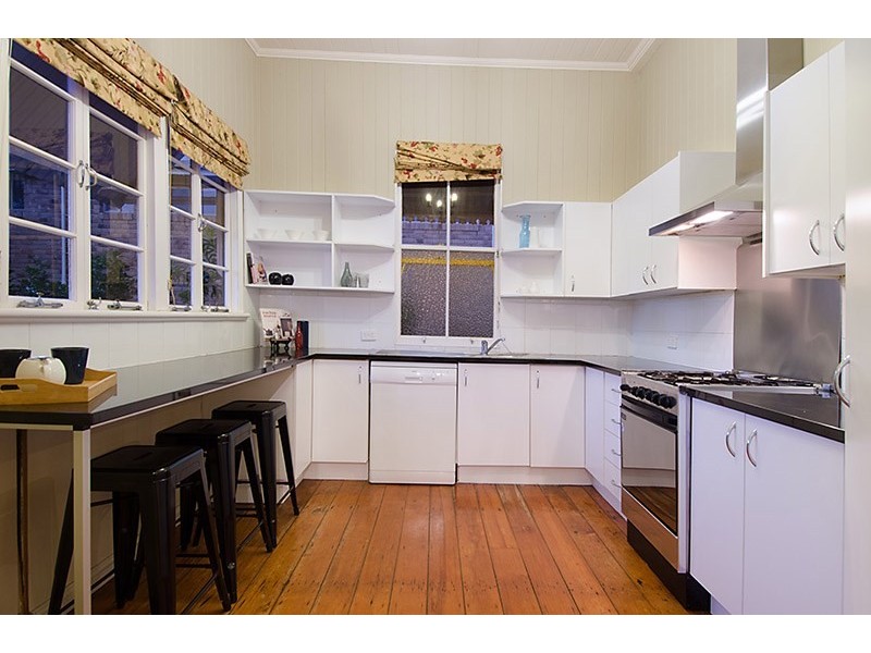 12 Lincoln Street, Wilston QLD 4051