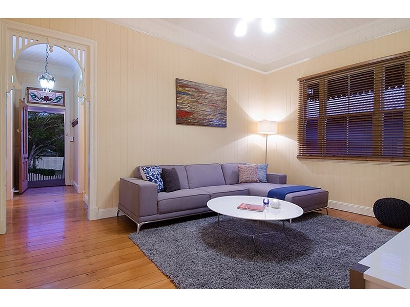 12 Lincoln Street, Wilston QLD 4051