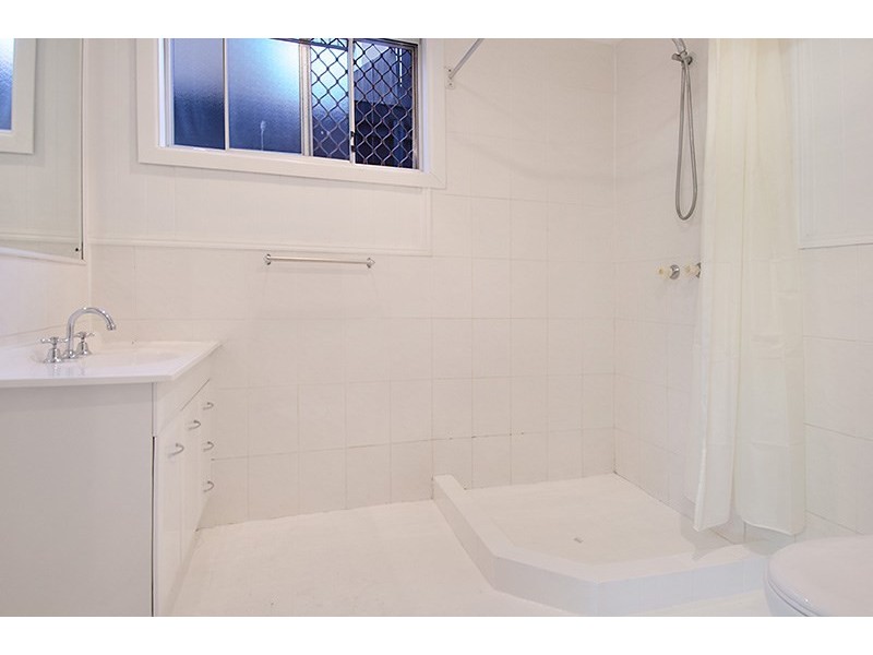 12 Lincoln Street, Wilston QLD 4051