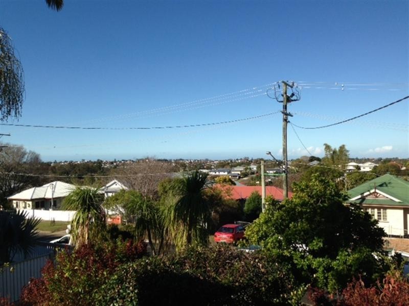 10 Bayview Street, Stafford Heights QLD 4053