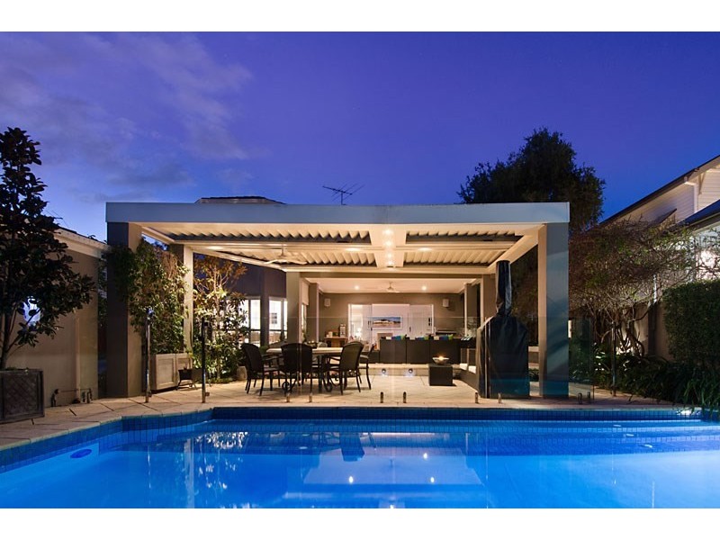 15 McGregor Street, Clayfield QLD 4011