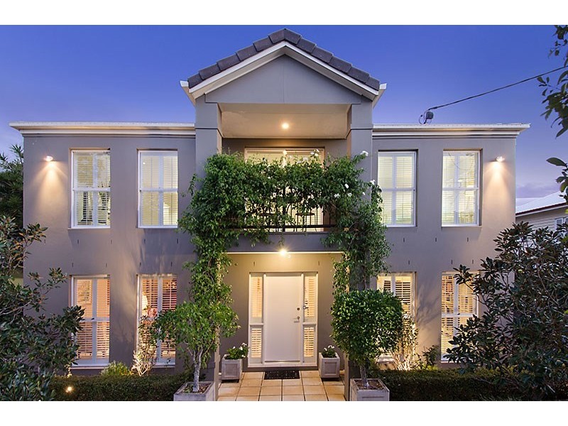 15 McGregor Street, Clayfield QLD 4011