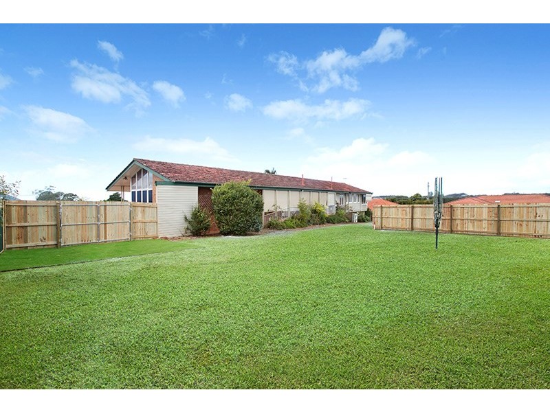 8a Ridley Road, Bridgeman Downs QLD 4035