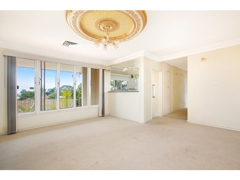 8a Ridley Road, Bridgeman Downs QLD 4035