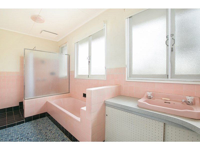 8a Ridley Road, Bridgeman Downs QLD 4035