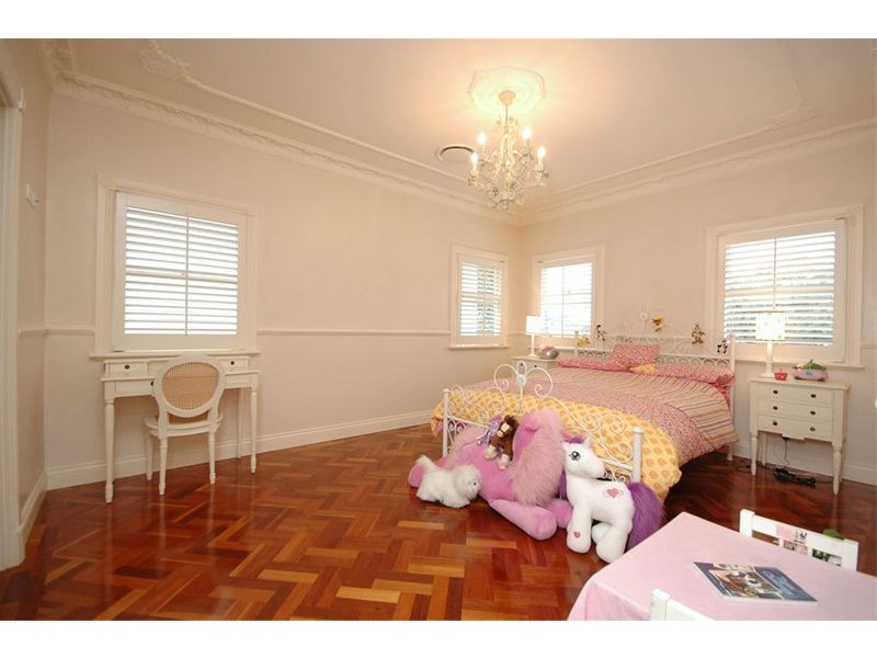 58 Anthony Street, Hamilton QLD 4007