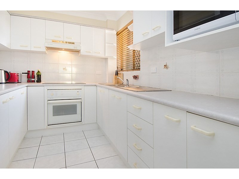 1/89 Nudgee Road, Hamilton QLD 4007