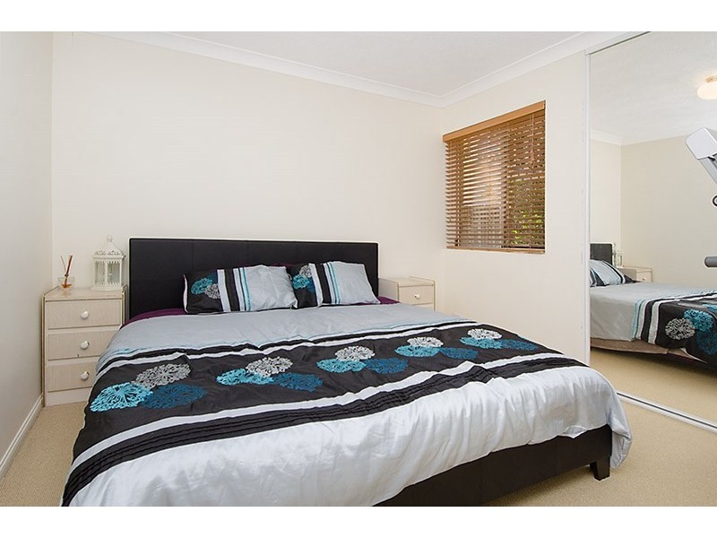 1/89 Nudgee Road, Hamilton QLD 4007