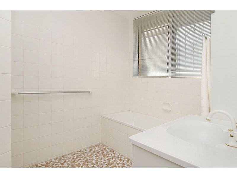 1/25 Christian Street, Clayfield QLD 4011