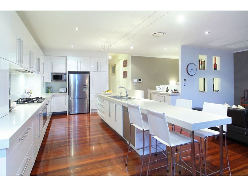 125 Crosby Road, Hamilton QLD 4007