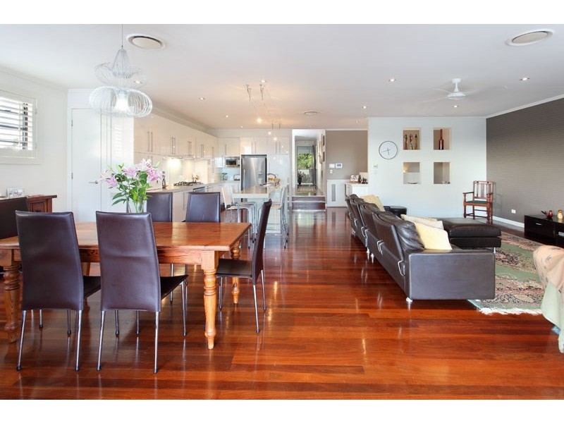 125 Crosby Road, Hamilton QLD 4007