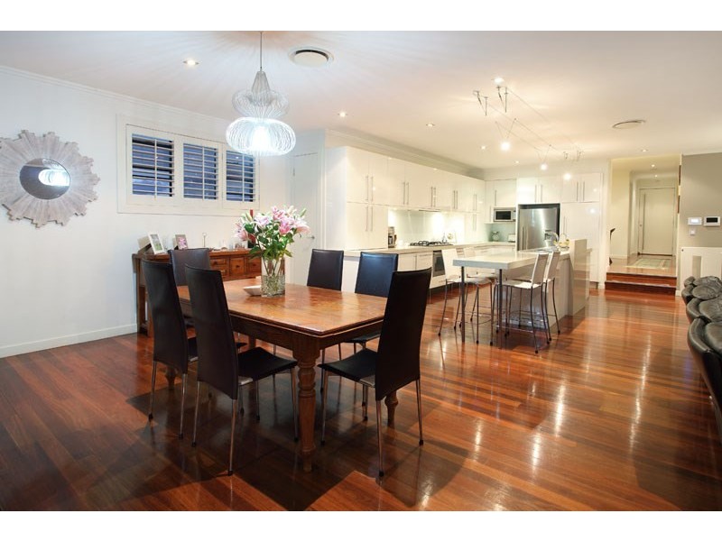 125 Crosby Road, Hamilton QLD 4007