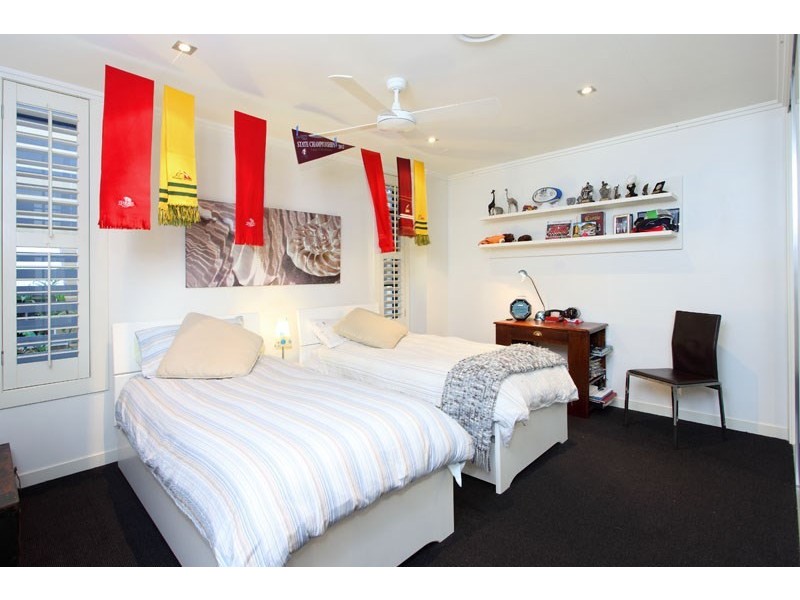 125 Crosby Road, Hamilton QLD 4007