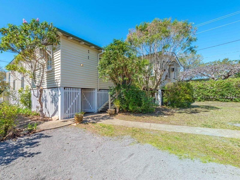 122 Alexandra Road, Clayfield QLD 4011