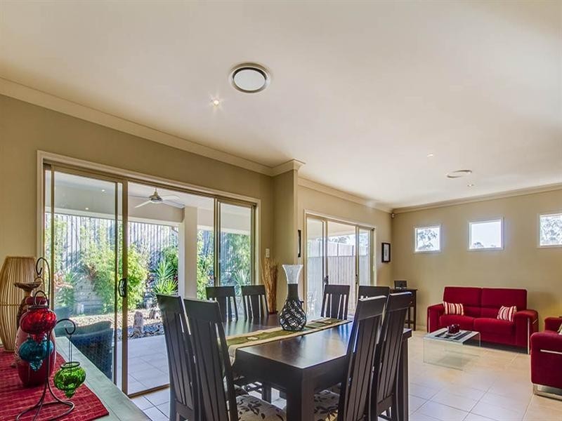 70 Dannenberg Street, Carseldine QLD 4034