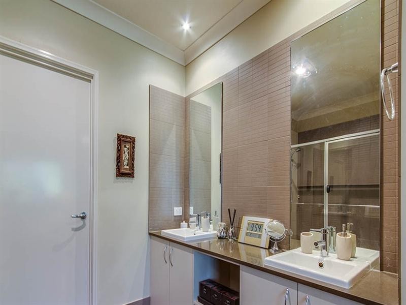 70 Dannenberg Street, Carseldine QLD 4034