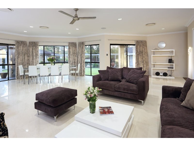 125 Camelot Place, Bridgeman Downs QLD 4035
