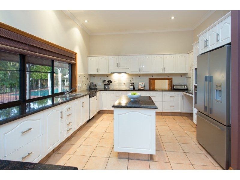 20 Neville Road, Bridgeman Downs QLD 4035