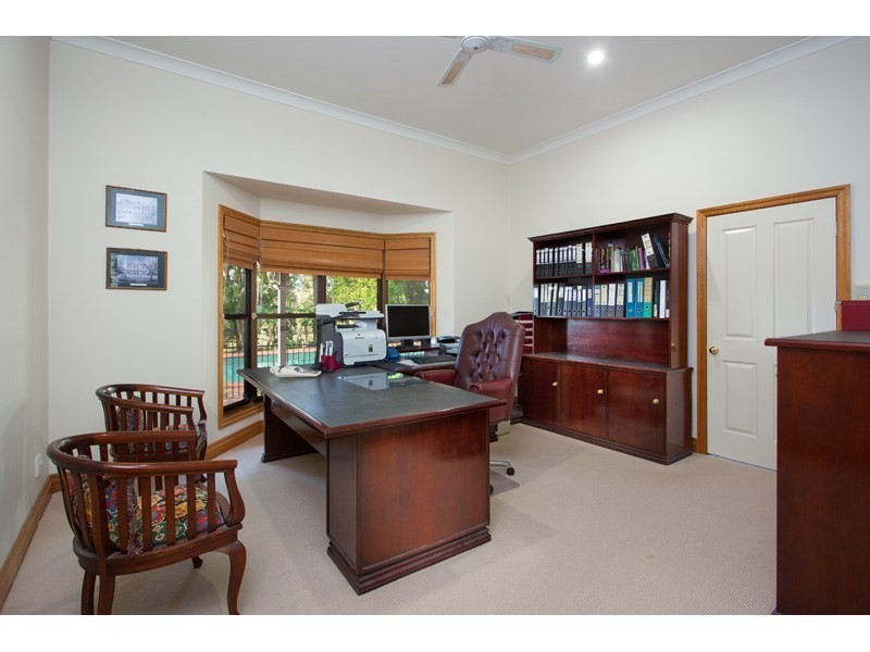 20 Neville Road, Bridgeman Downs QLD 4035