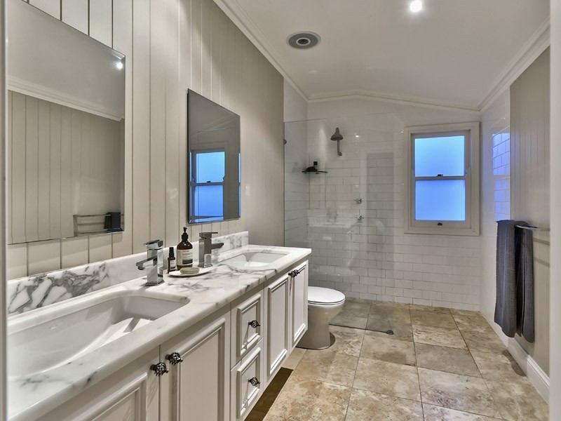 61 Ascot Street, Ascot QLD 4007