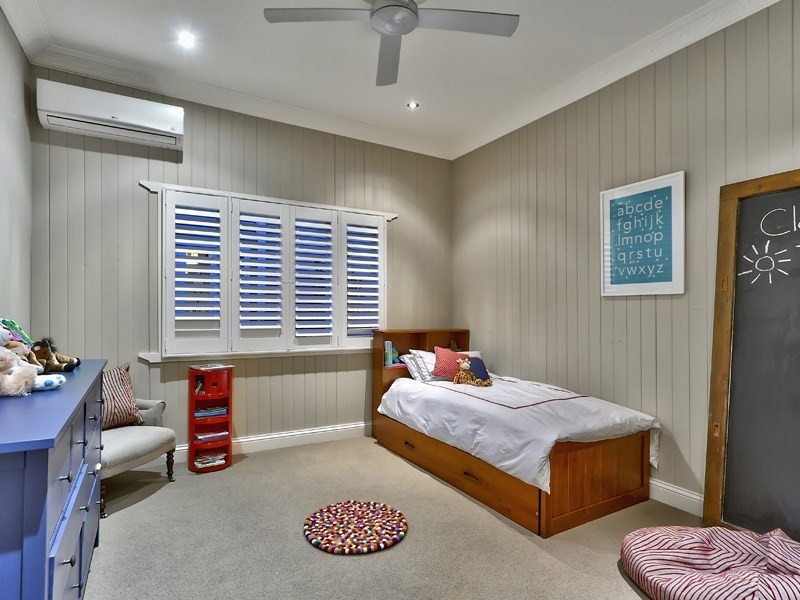 61 Ascot Street, Ascot QLD 4007