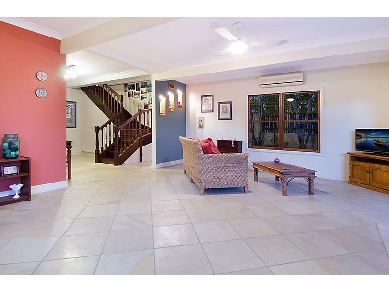 48 Seventh Avenue, Windsor QLD 4030