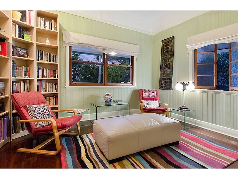 48 Seventh Avenue, Windsor QLD 4030