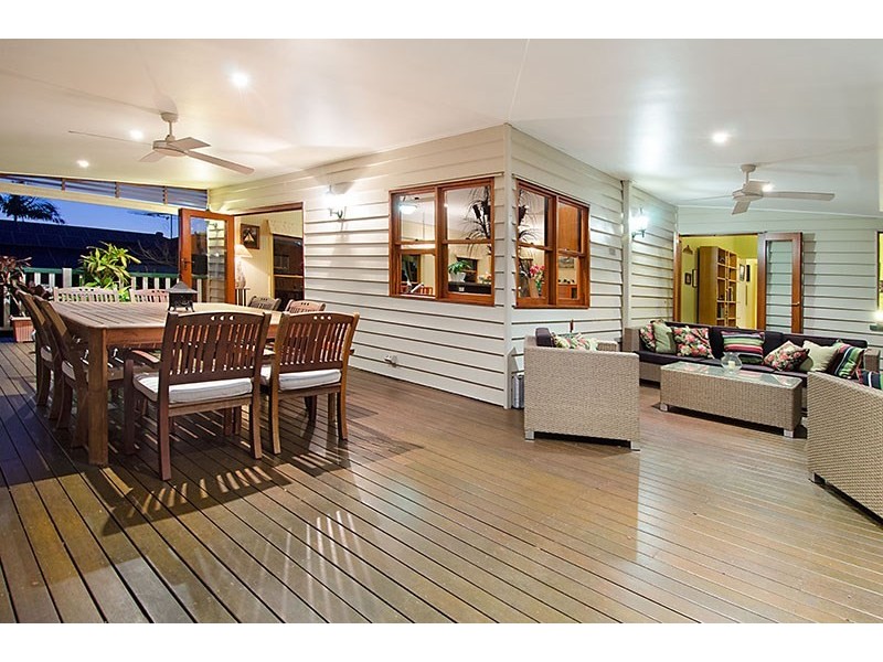 48 Seventh Avenue, Windsor QLD 4030