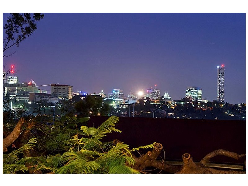 48 Seventh Avenue, Windsor QLD 4030