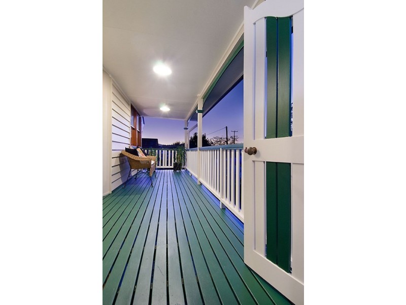 48 Seventh Avenue, Windsor QLD 4030