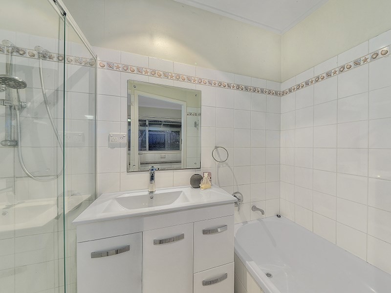 15 Damon Road, Lutwyche QLD 4030