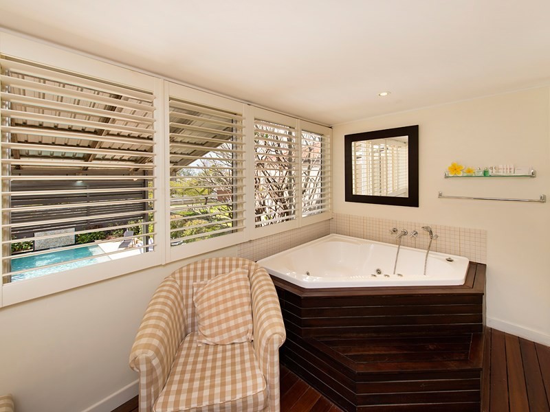 81 Wagner Road, Clayfield QLD 4011