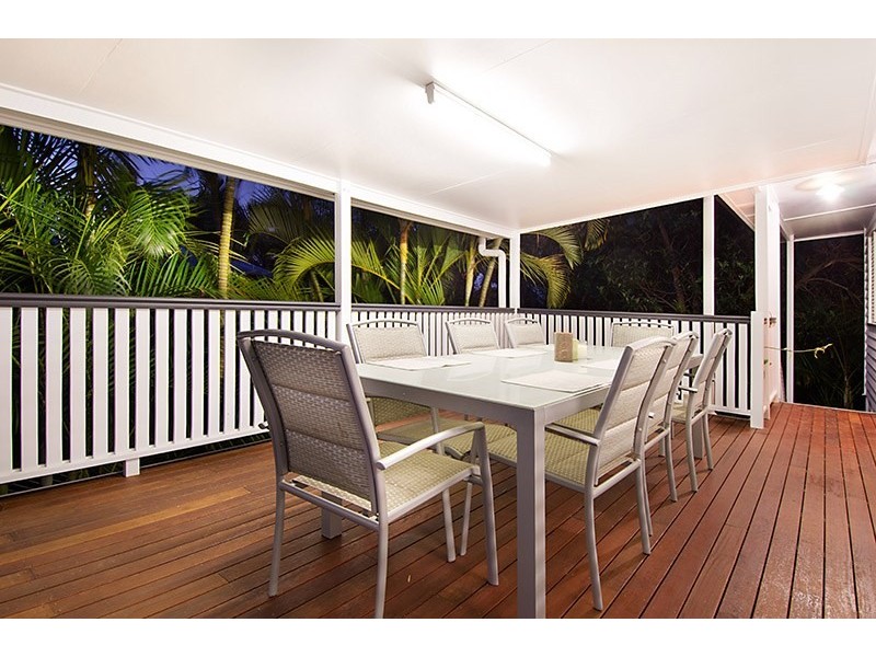 9 Greene Street, Newmarket QLD 4051