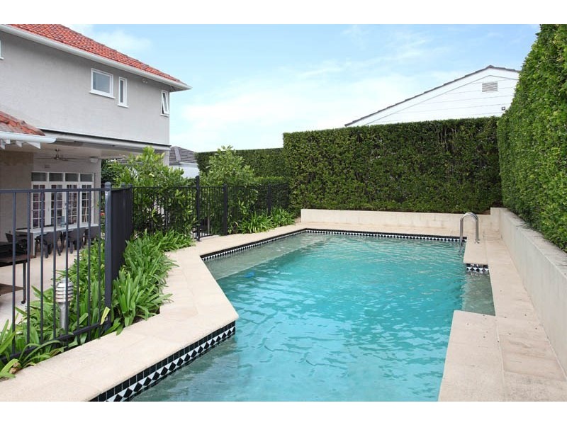 9 Killara Avenue, Hamilton QLD 4007